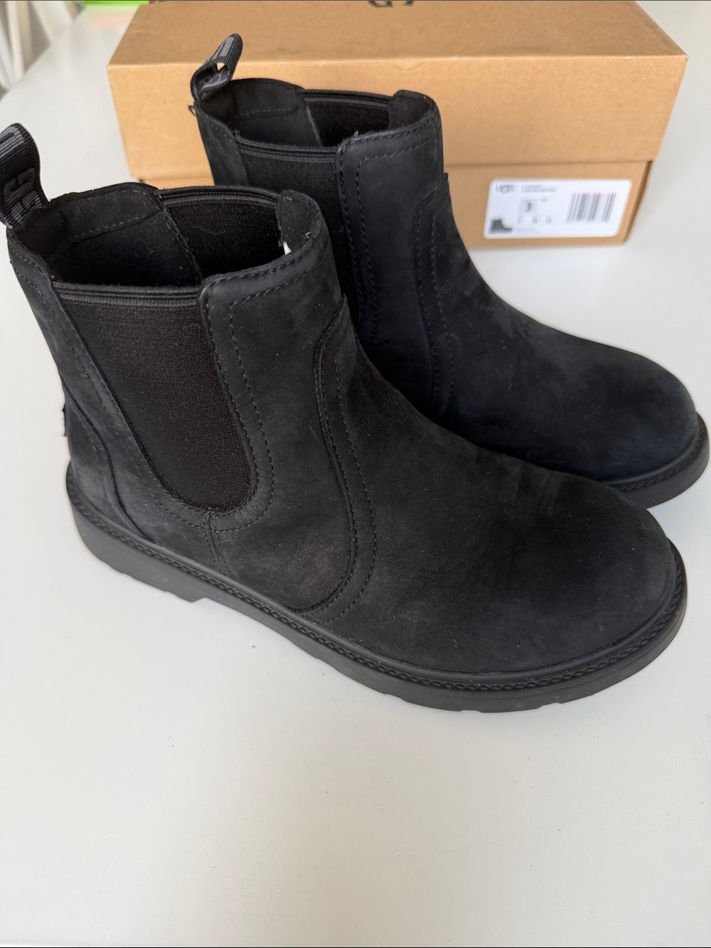 UGG Bolden Waterproof Chelsea Boot Black Suede Kids Size 3
